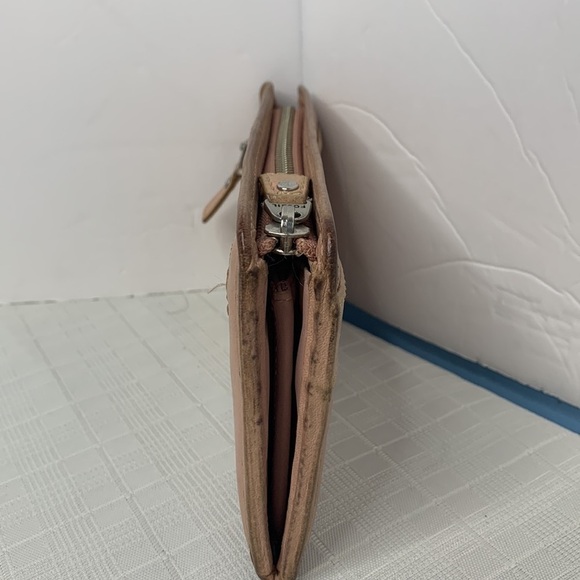 Fossil Womens Maddox  Leather Zip Around Wallet Clutch Key Hole Hardware - Picture 4 of 10